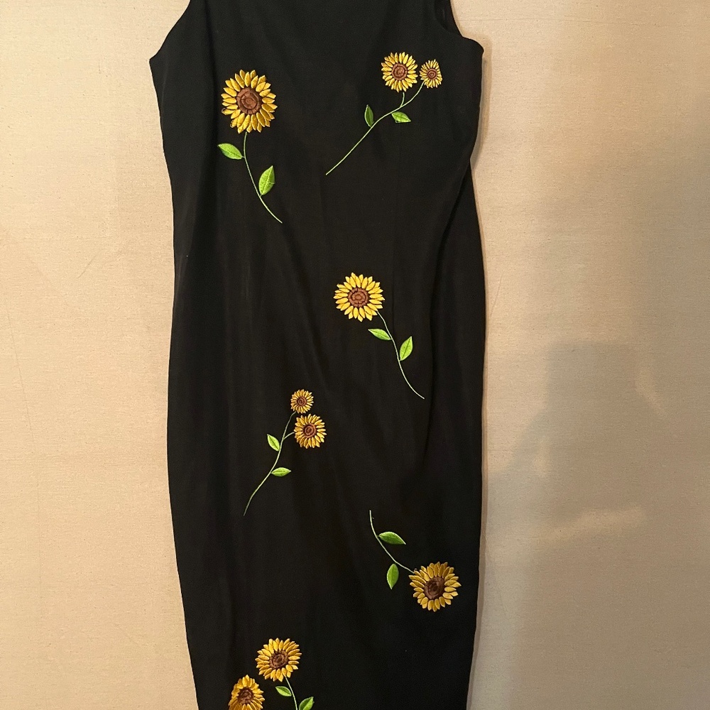 Vintage sunflower dress